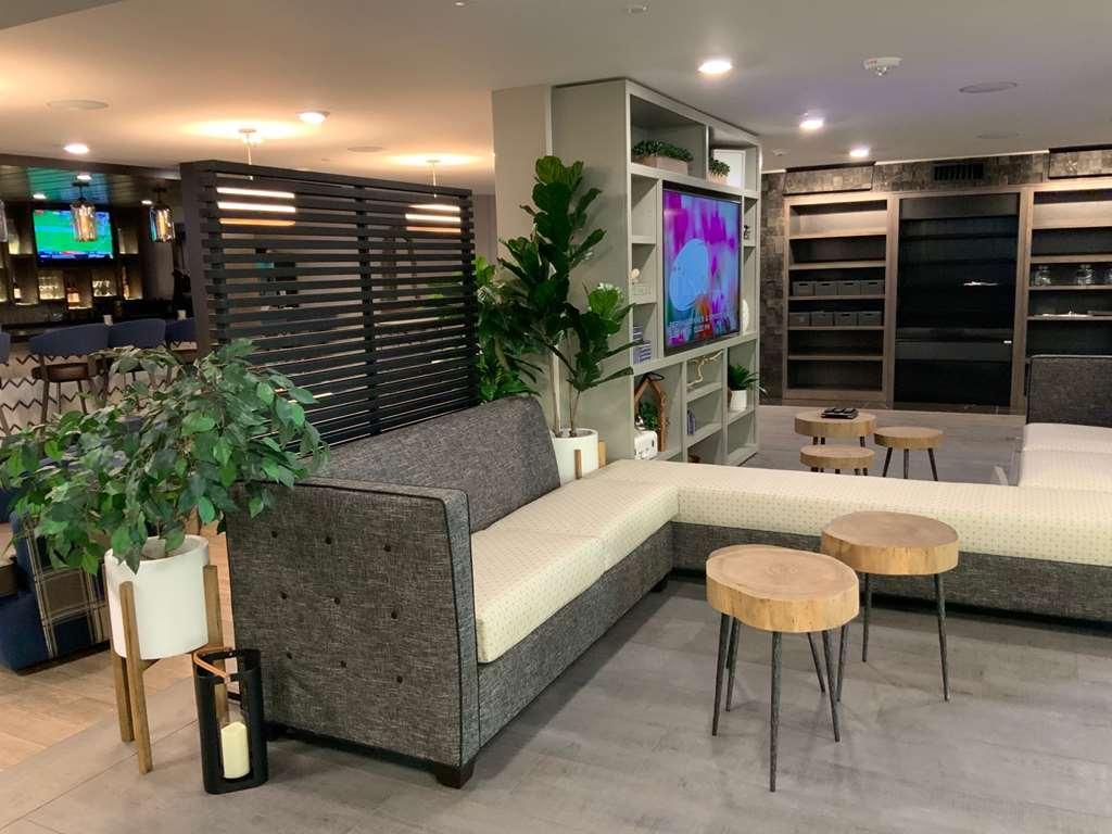 Oxford Suites Portland - Jantzen Beach Інтер'єр фото