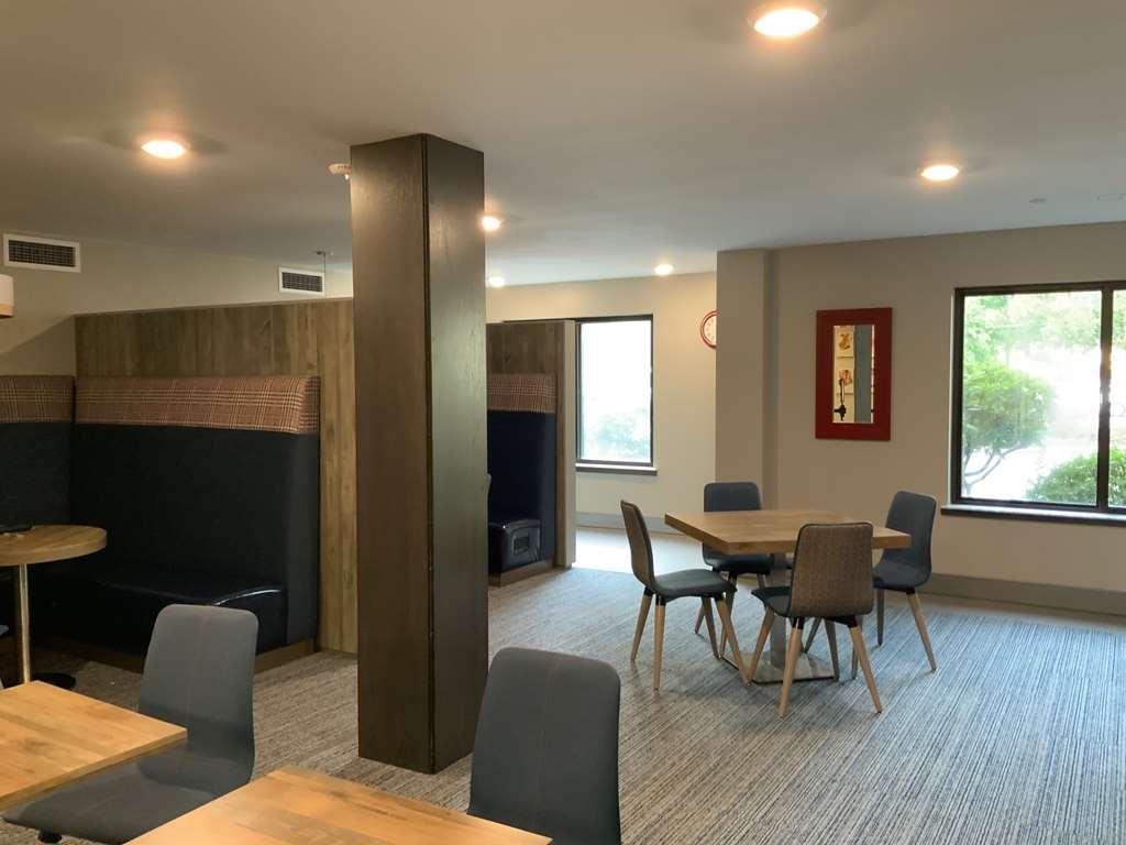 Oxford Suites Portland - Jantzen Beach Номер фото