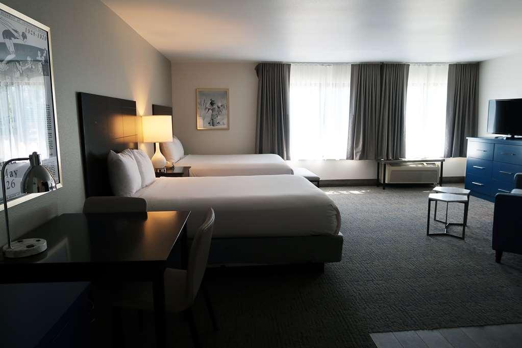 Oxford Suites Portland - Jantzen Beach Номер фото