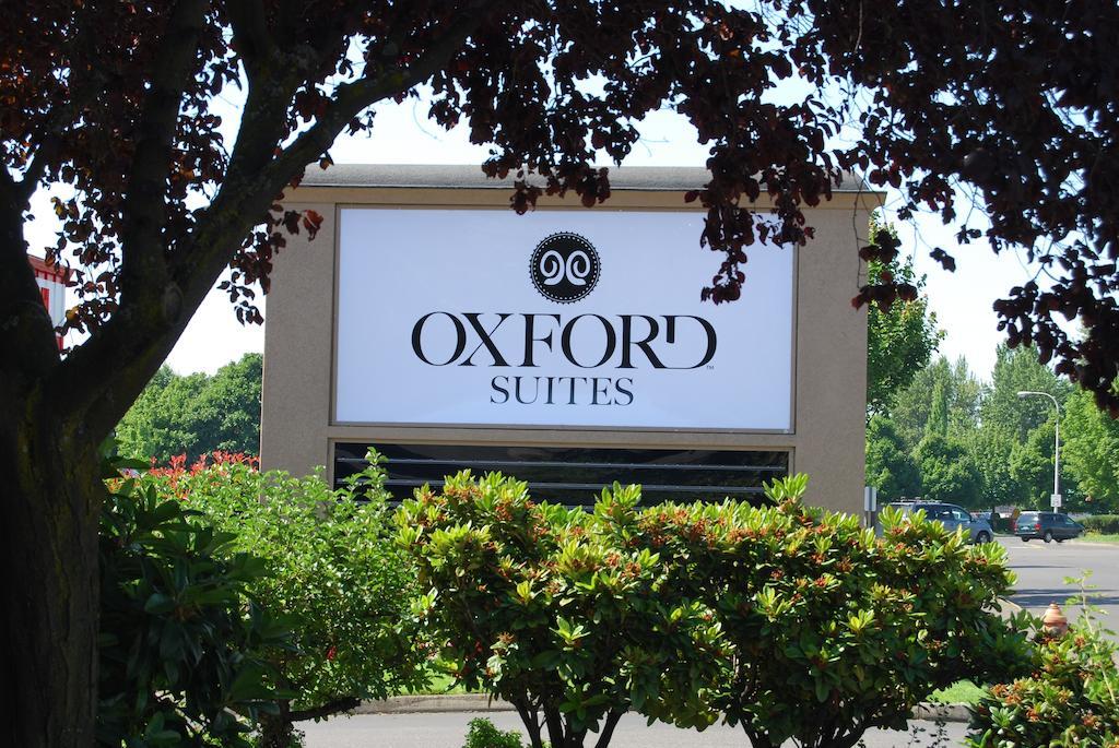 Oxford Suites Portland - Jantzen Beach Екстер'єр фото