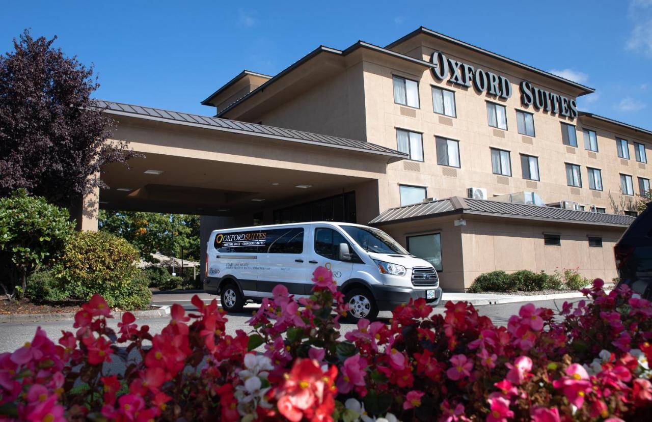 Oxford Suites Portland - Jantzen Beach Екстер'єр фото