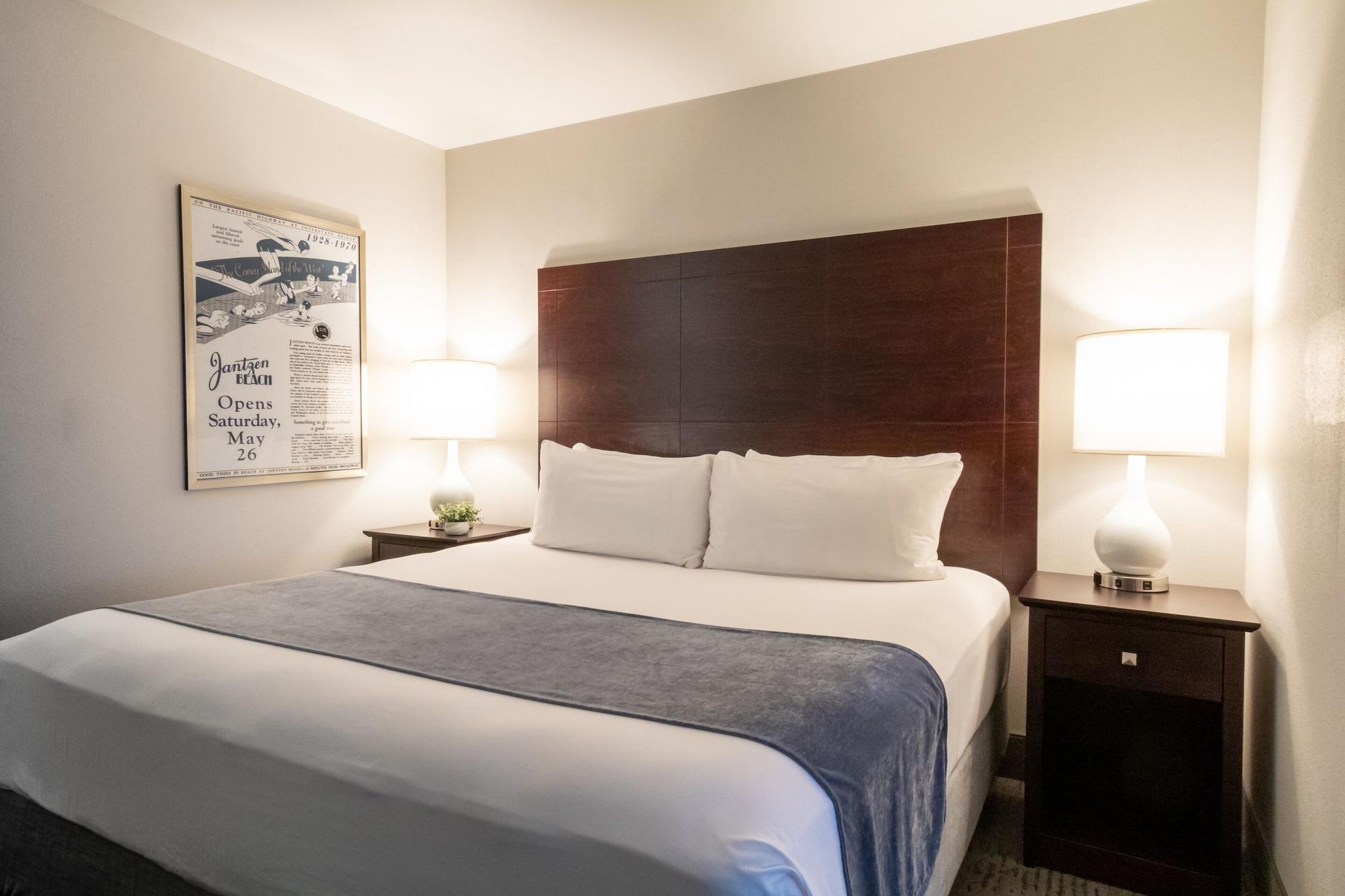 Oxford Suites Portland - Jantzen Beach Екстер'єр фото