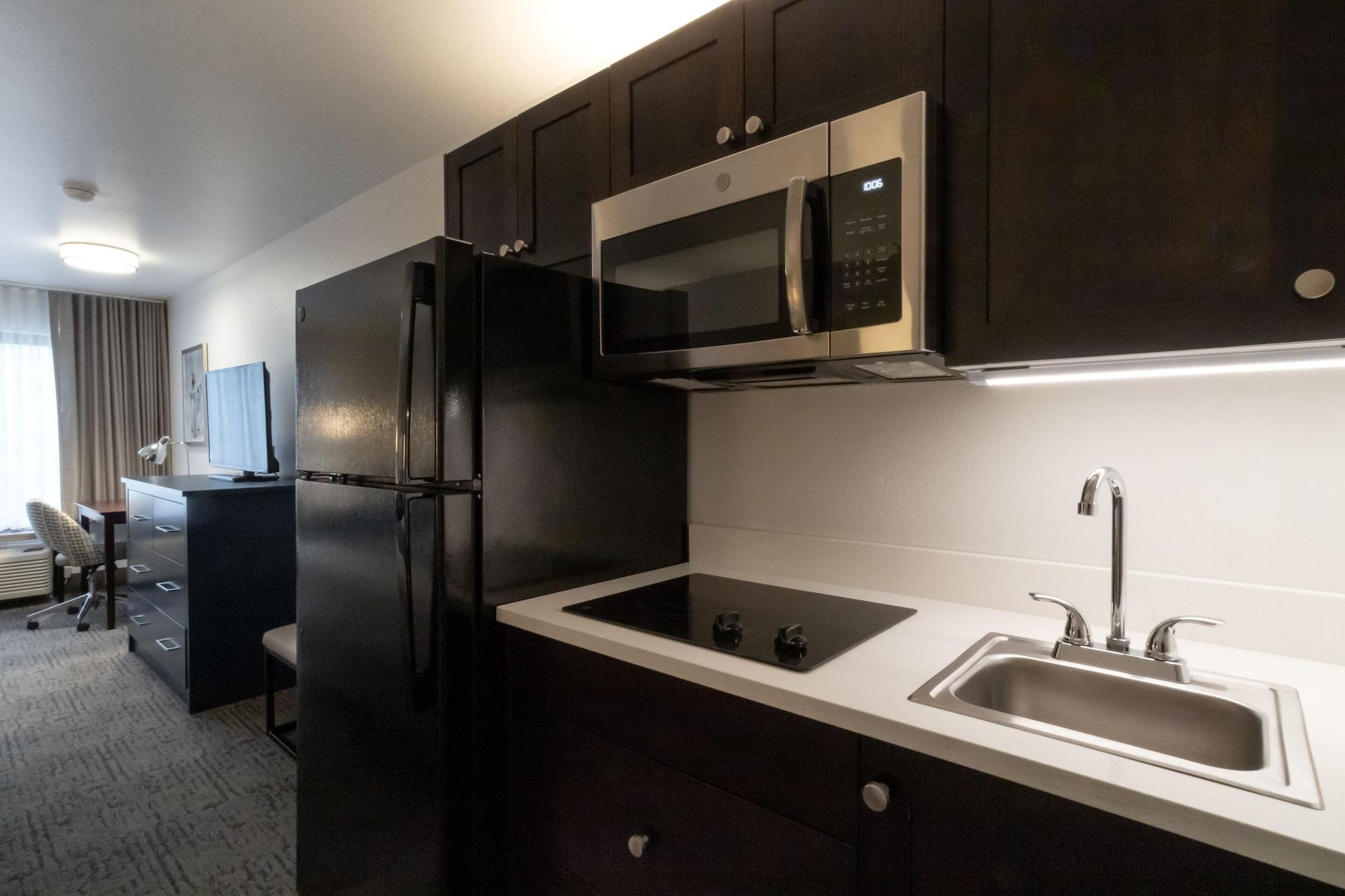 Oxford Suites Portland - Jantzen Beach Екстер'єр фото